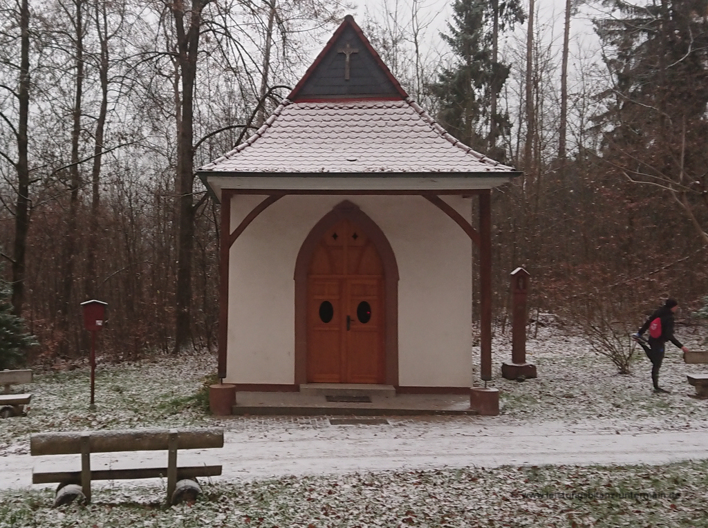 Goldbacher Edelweißkapelle im Schnee